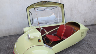 Illustration for article titled Your opportunity for weird three wheeled fun with the Messerschmitt KR175
